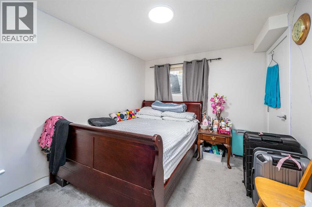 72 Faldale Close NE - 29