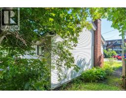 194 Jones Street, photo 2