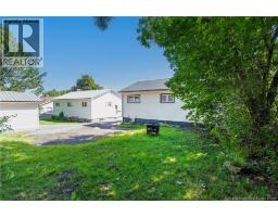 4pc Bathroom - 194 Jones Street, Moncton, NB E1C6K3 Photo 8