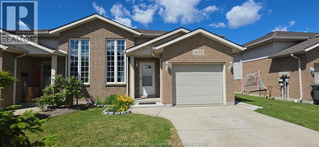 4135 St. Clair - 1