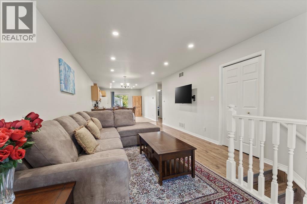 4135 St. Clair - 5