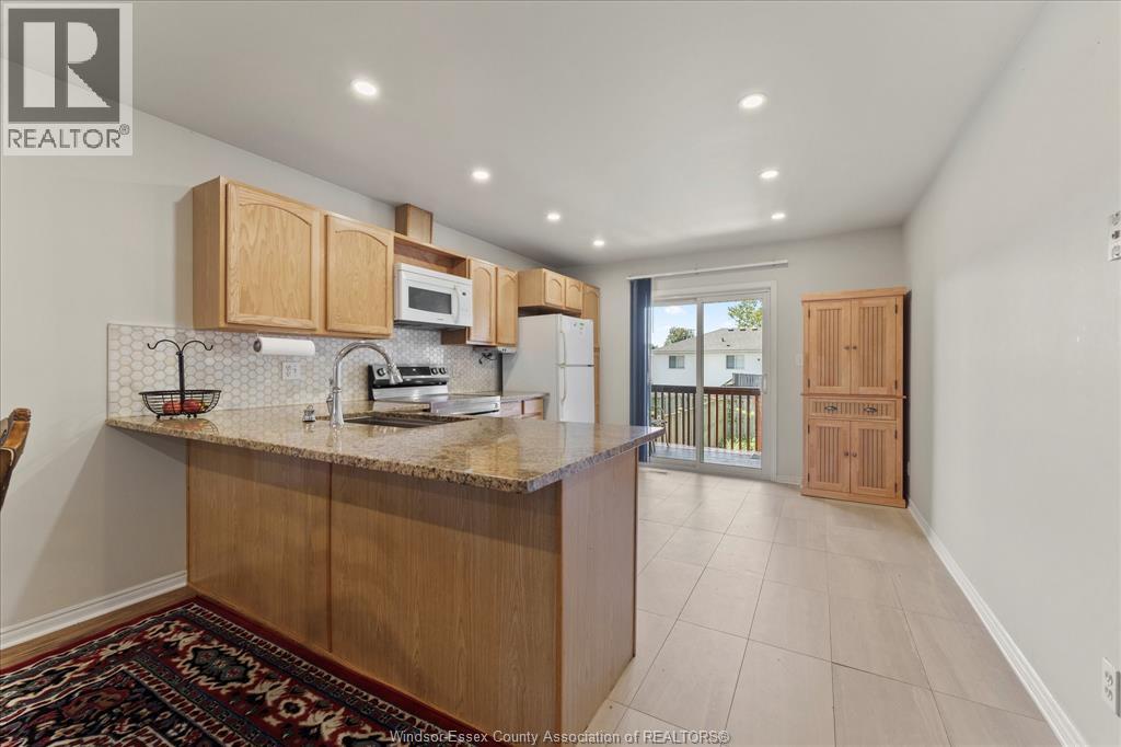 4135 St. Clair - 8