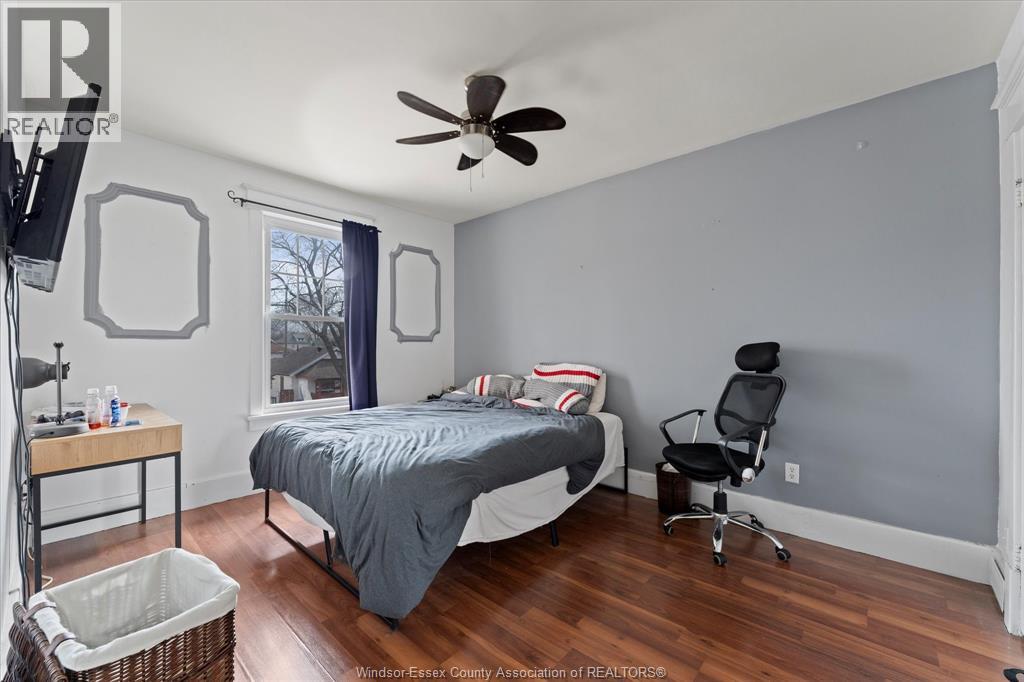 475 MCKAY AVENUE - 17