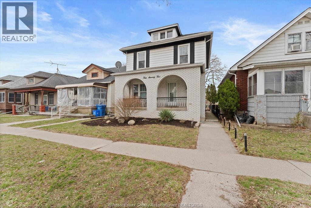 475 MCKAY AVENUE - 3