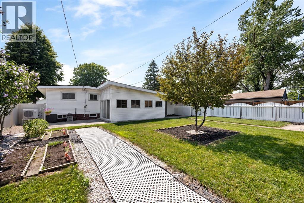 1507 ST. GABRIEL - Image 23