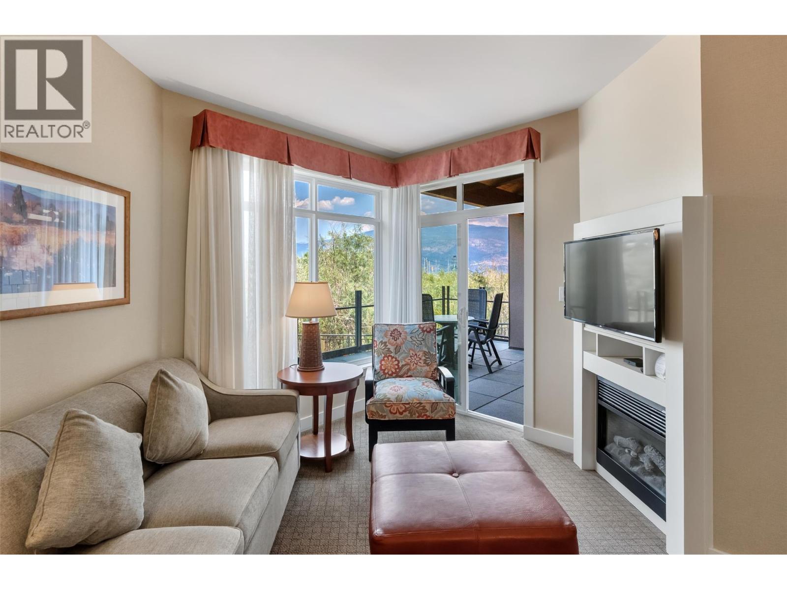 13011 Lakeshore Drive S, Summerland