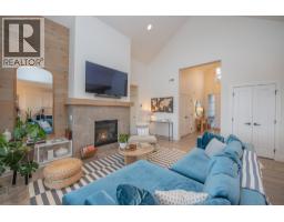 213 Ashcroft Place, Vernon, BC V1H2M1 Photo 13