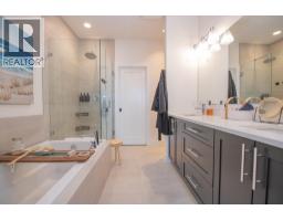 213 Ashcroft Place, Vernon, BC V1H2M1 Photo 33