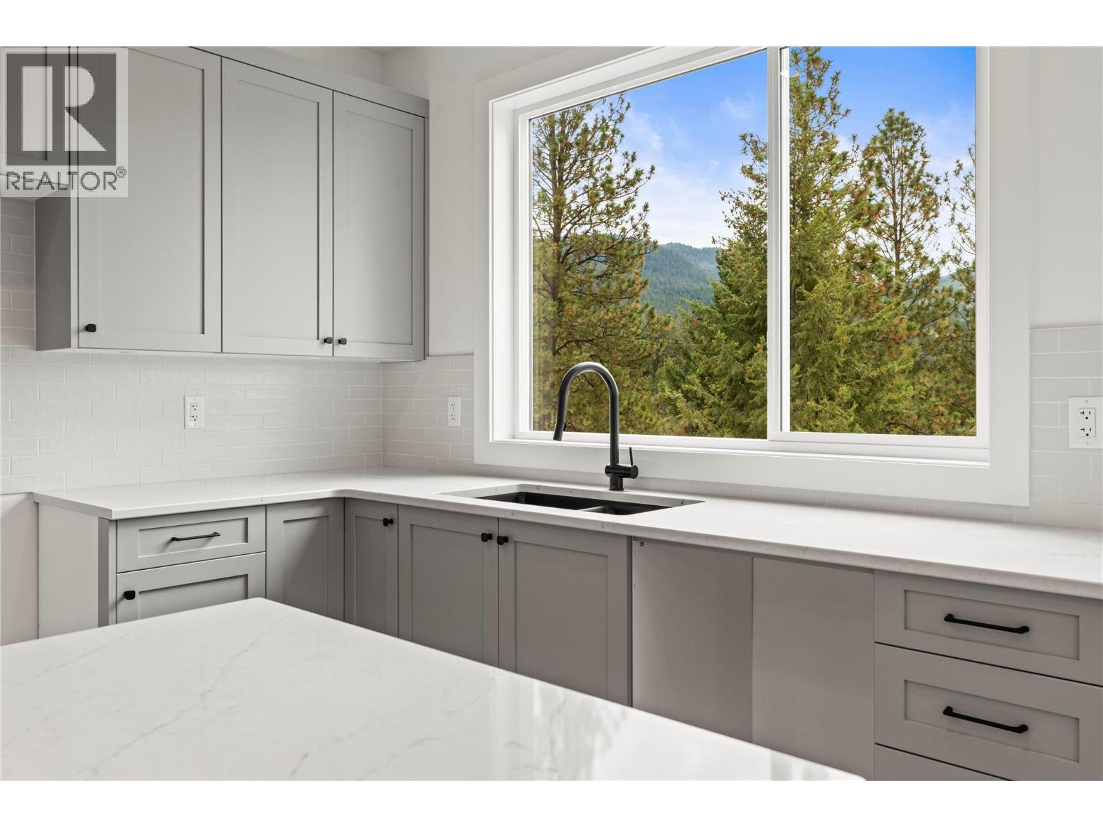 7060 Manning Place, Vernon