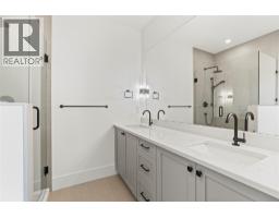Partial bathroom - 7060 Manning Place, Vernon, BC V1B0B6 Photo 11