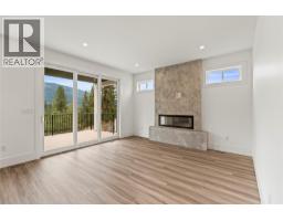Kitchen - 7060 Manning Place, Vernon, BC V1B0B6 Photo 17