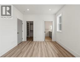 Laundry room - 7060 Manning Place, Vernon, BC V1B0B6 Photo 9