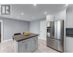 Kitchen - 6030 Doane Road, East Gwillimbury, ON L0G1M0 Photo 9
