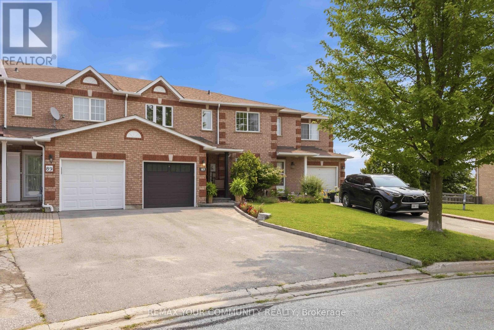 87 LANCASTER COURT - 1