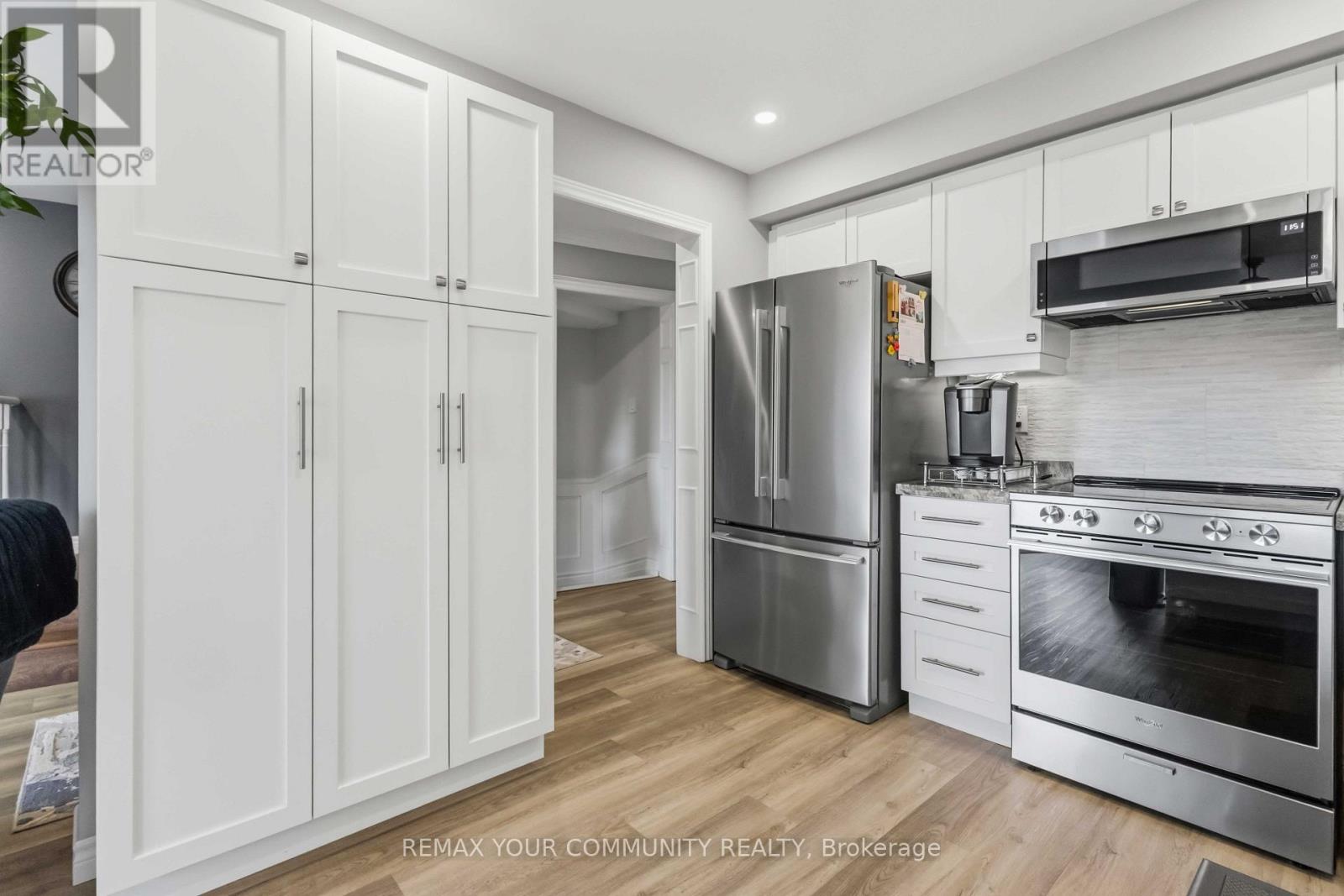 87 LANCASTER COURT - 15