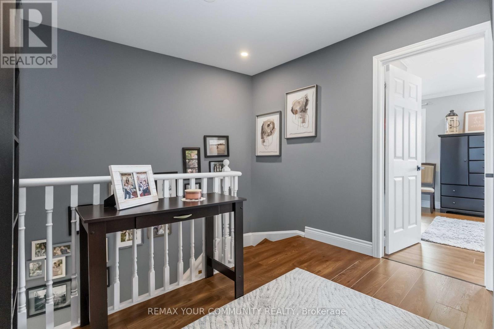 87 LANCASTER COURT - 27