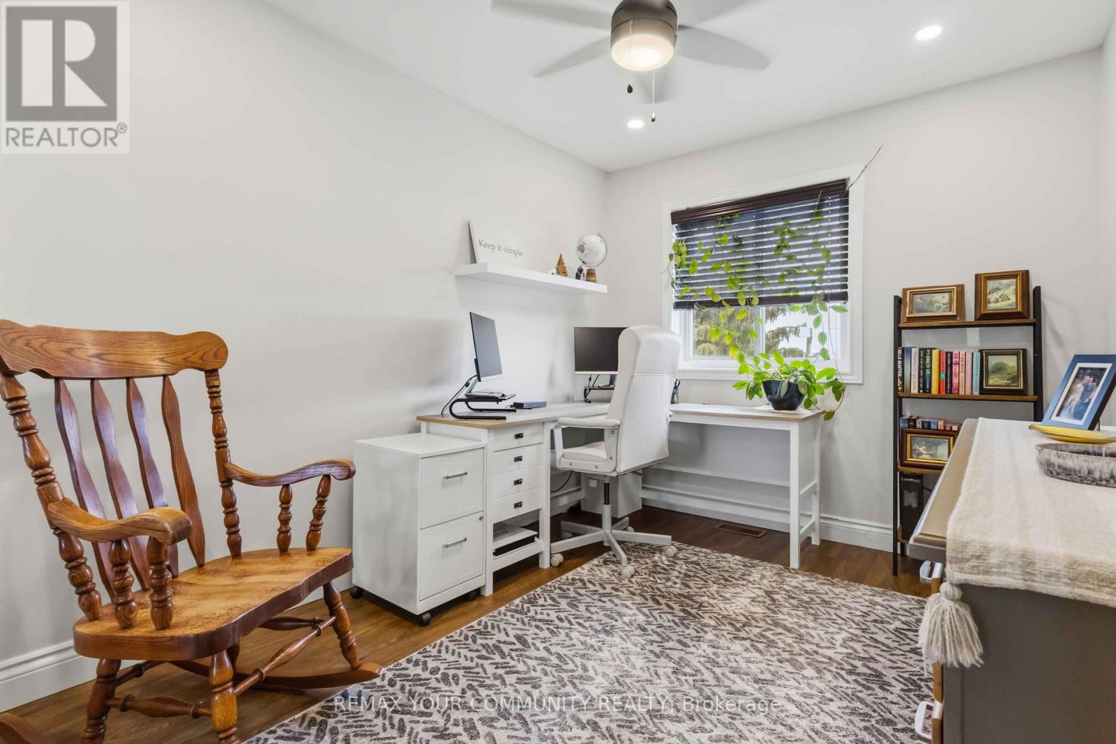 87 LANCASTER COURT - 33
