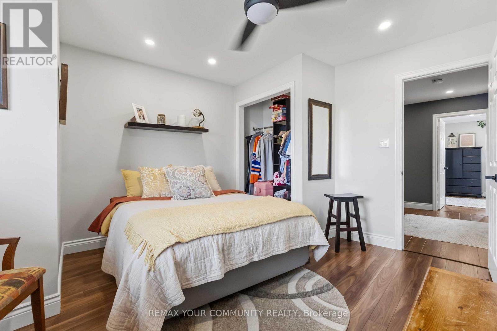 87 LANCASTER COURT - 36
