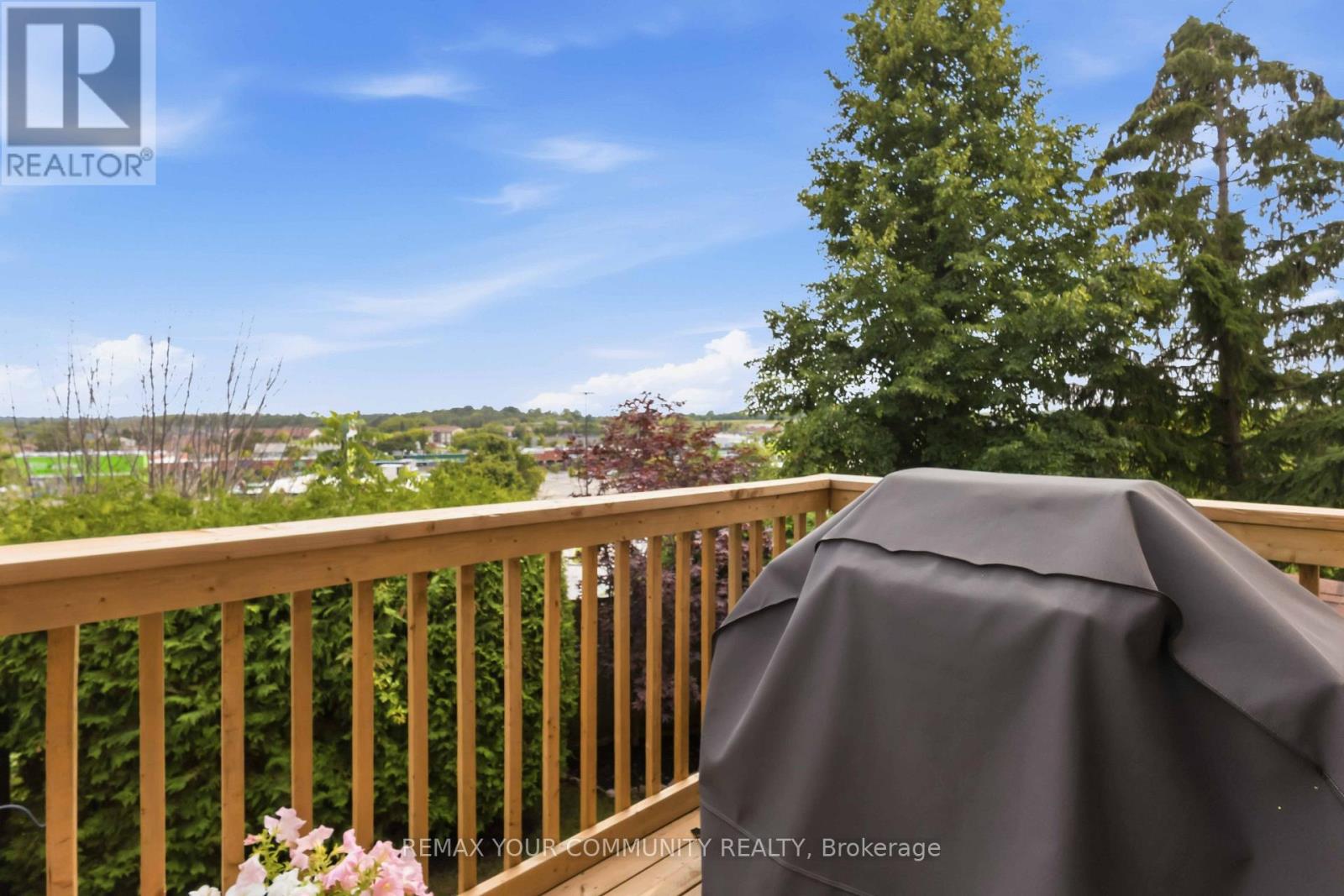87 LANCASTER COURT - 43