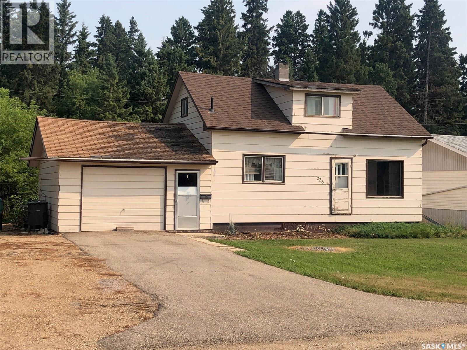 226 2nd AVENUE SE, Norquay — photo 2