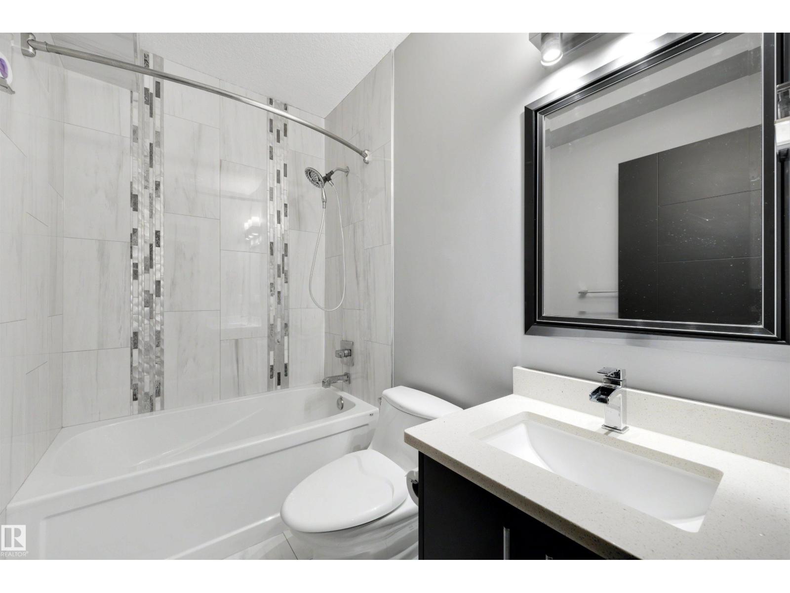 9013 90 ST NW - 23