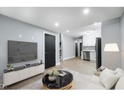 9013 90 St Nw, Edmonton, AB T6C3L8 Photo 20