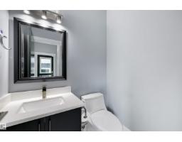 Recreation room - 9013 90 St Nw, Edmonton, AB T6C3L8 Photo 9