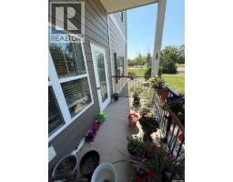 8 1802 106th Street, North Battleford, SK S9A1J1 Photo 14