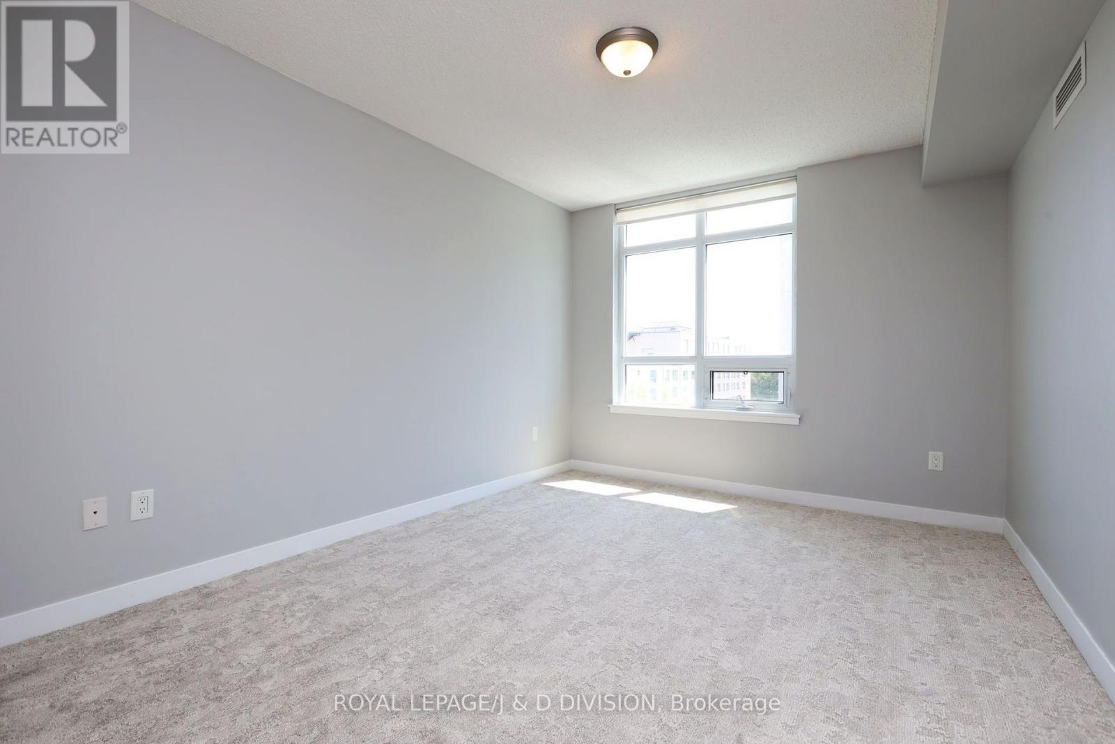 #511 816 LANSDOWNE AVENUE - 16