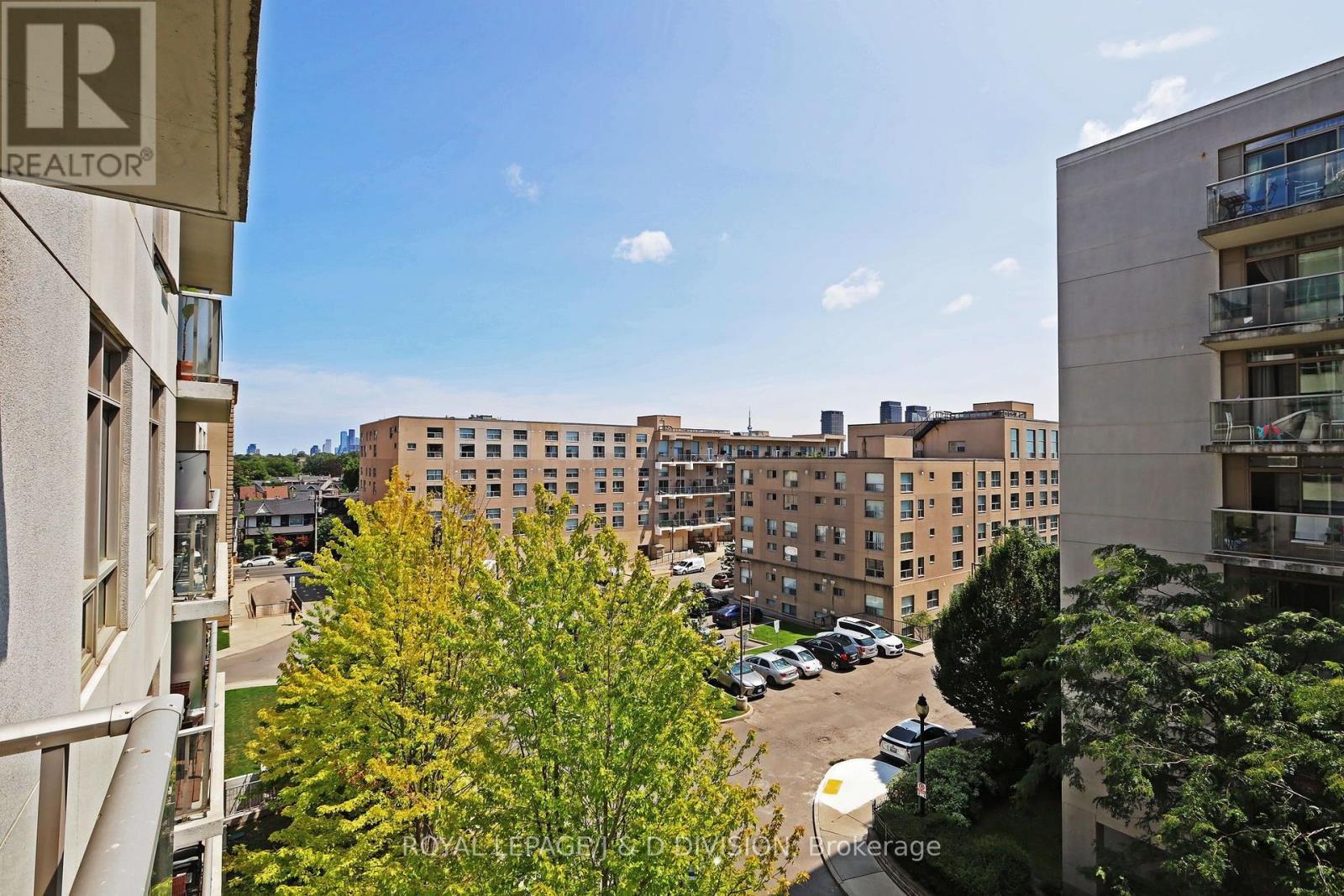 #511 816 LANSDOWNE AVENUE - 22