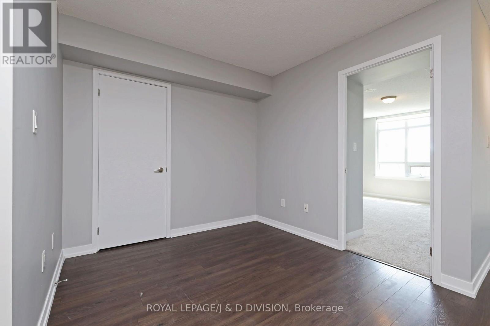 #511 816 LANSDOWNE AVENUE - 8