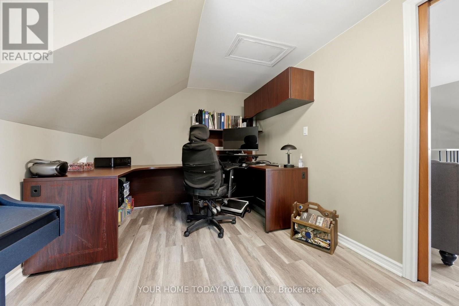 15585 CLAYHILL ROAD - 15