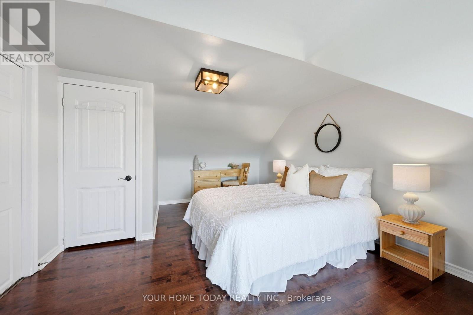 15585 CLAYHILL ROAD - 25