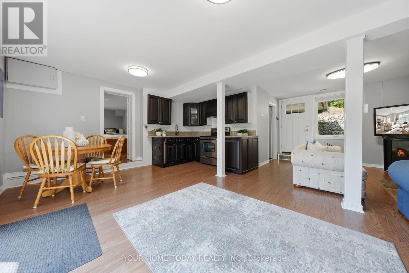 15585 CLAYHILL ROAD - 34