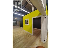 B2 - 39 Orfus Road, Toronto, ON M6A1L7 Photo 7