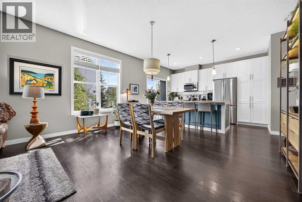 905, 881 Sage Valley Boulevard NW