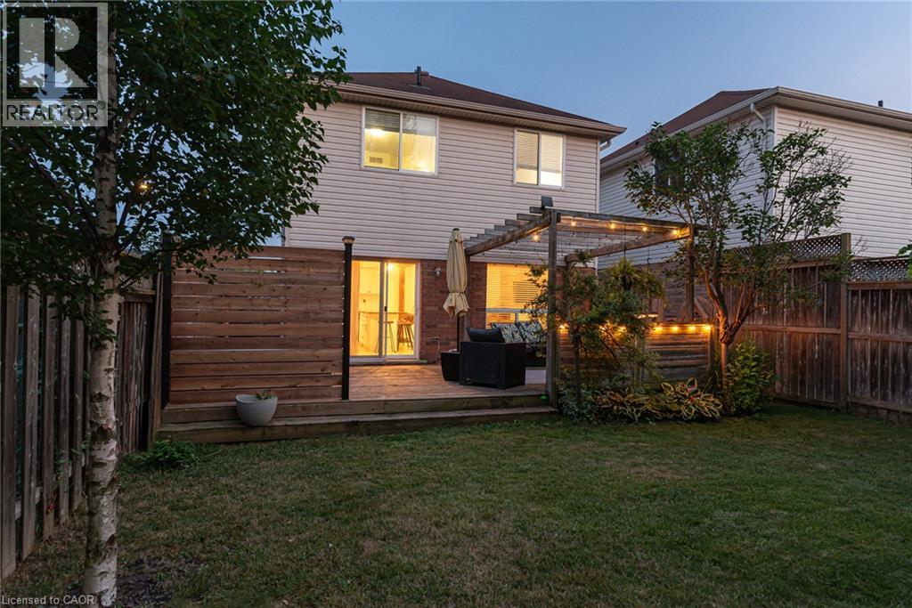 799 COMMONWEALTH Crescent - 31