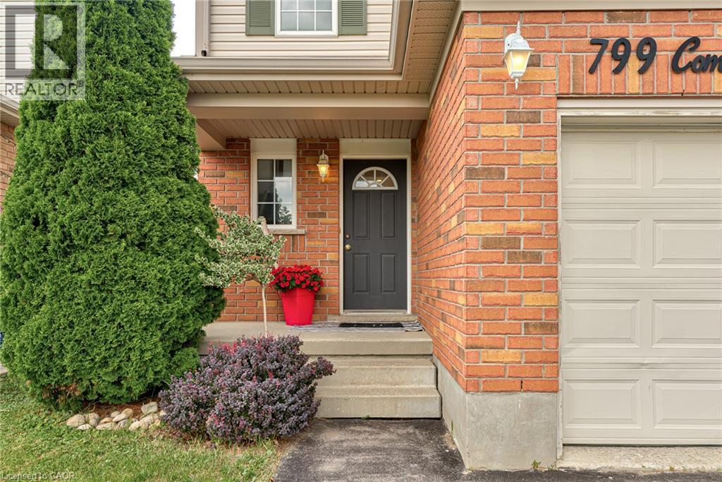 799 COMMONWEALTH Crescent - 3