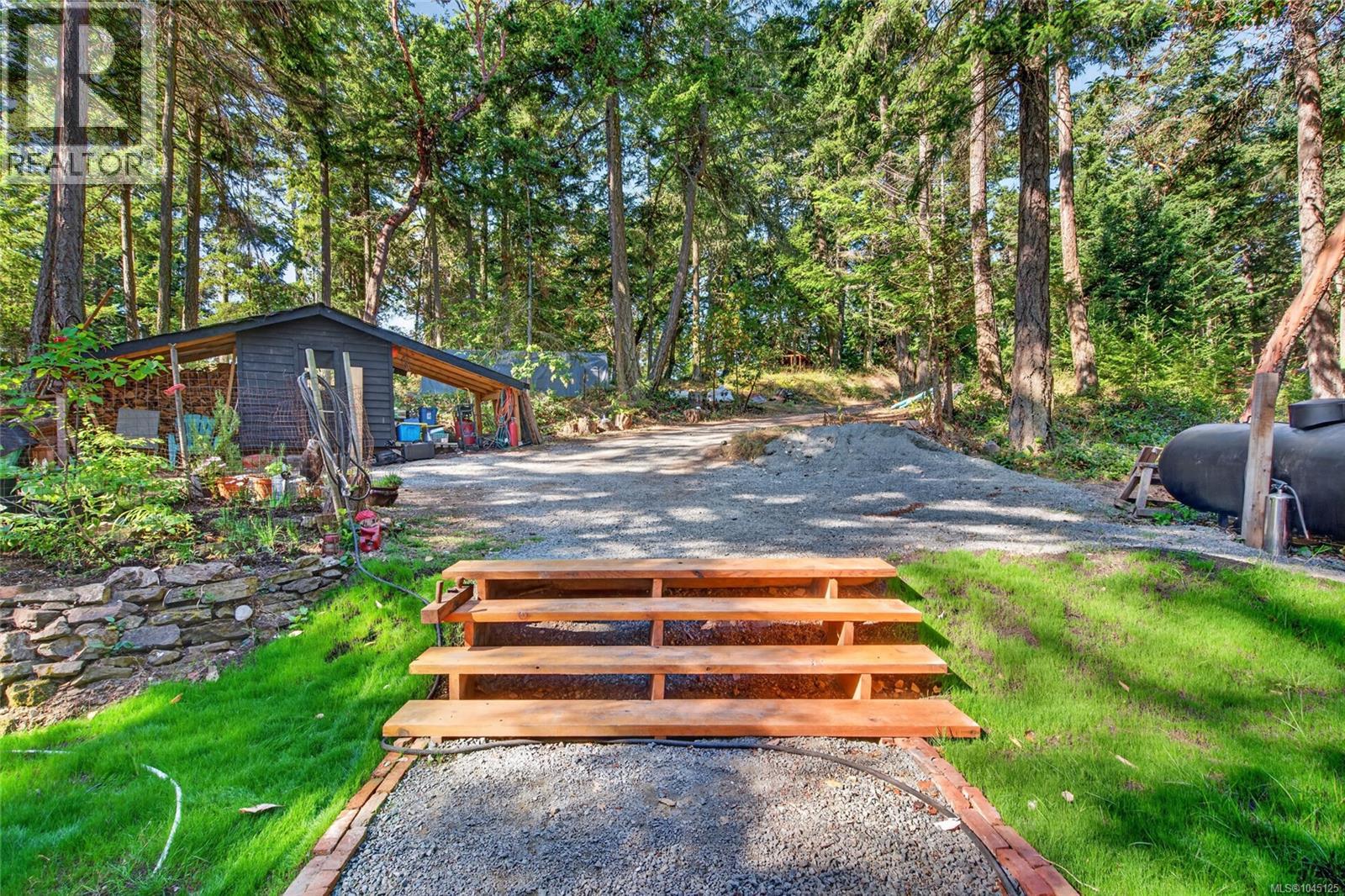 1316 Greenleaf Lane - 22