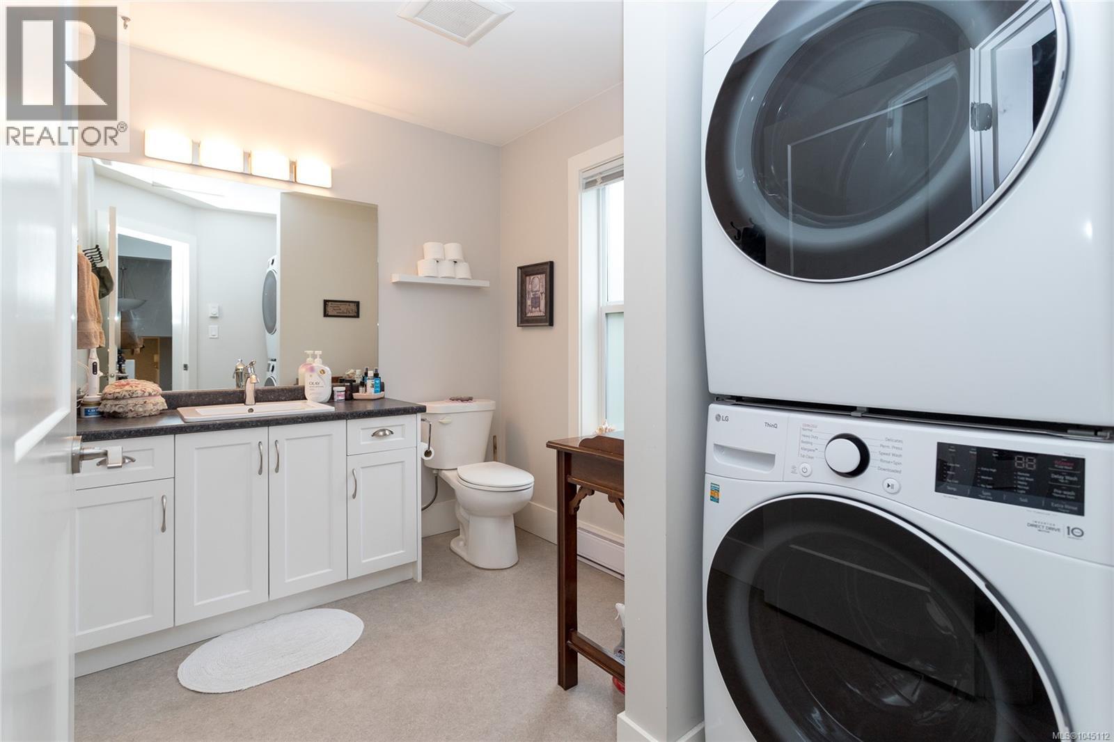 6869 Laura's Lane, Sooke