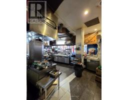 11 - 551 Richmond Street, London East, ON N6A3E9 Photo 11