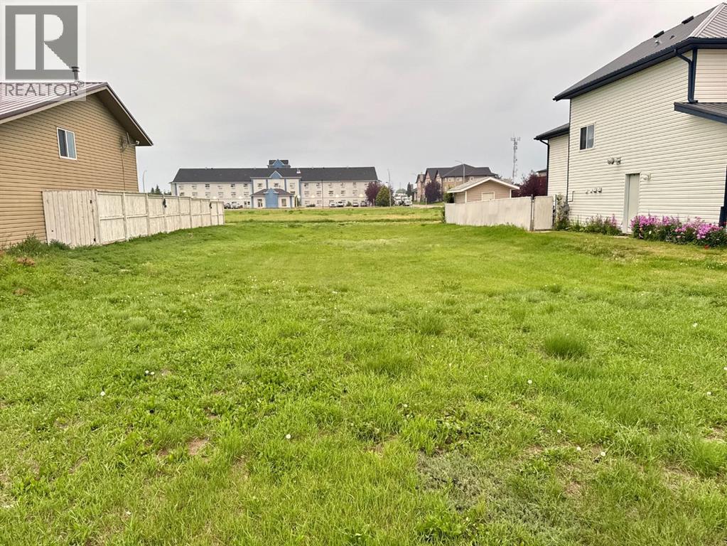 132 Upland Avenue W