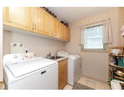 146 Twin Brooks Cv Nw, Edmonton, AB T6J6Y2 Photo 24