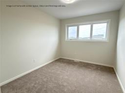 33 Parkrose Place, St Adolphe, MB R5A0B4 Photo 14
