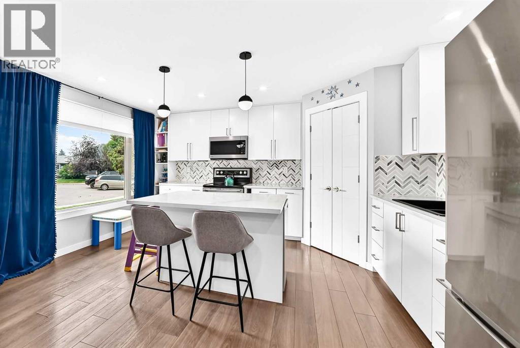 3313 42A Avenue Close - Image 6