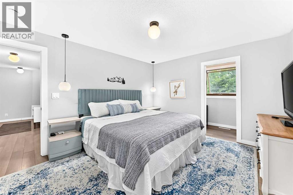3313 42A Avenue Close - Image 19