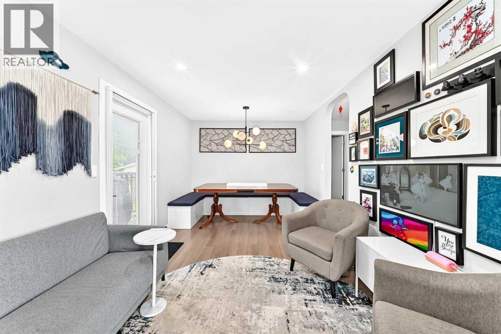 3313 42A Avenue Close - 11