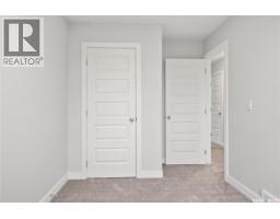 2921 Green Turtle Road, Regina, SK S4V4G5 Photo 36