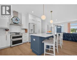 9 Congressional Crescent, photo 3