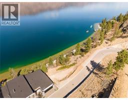 3548 Arrowroot Drive, Kelowna, BC V1V3G2 Photo 11